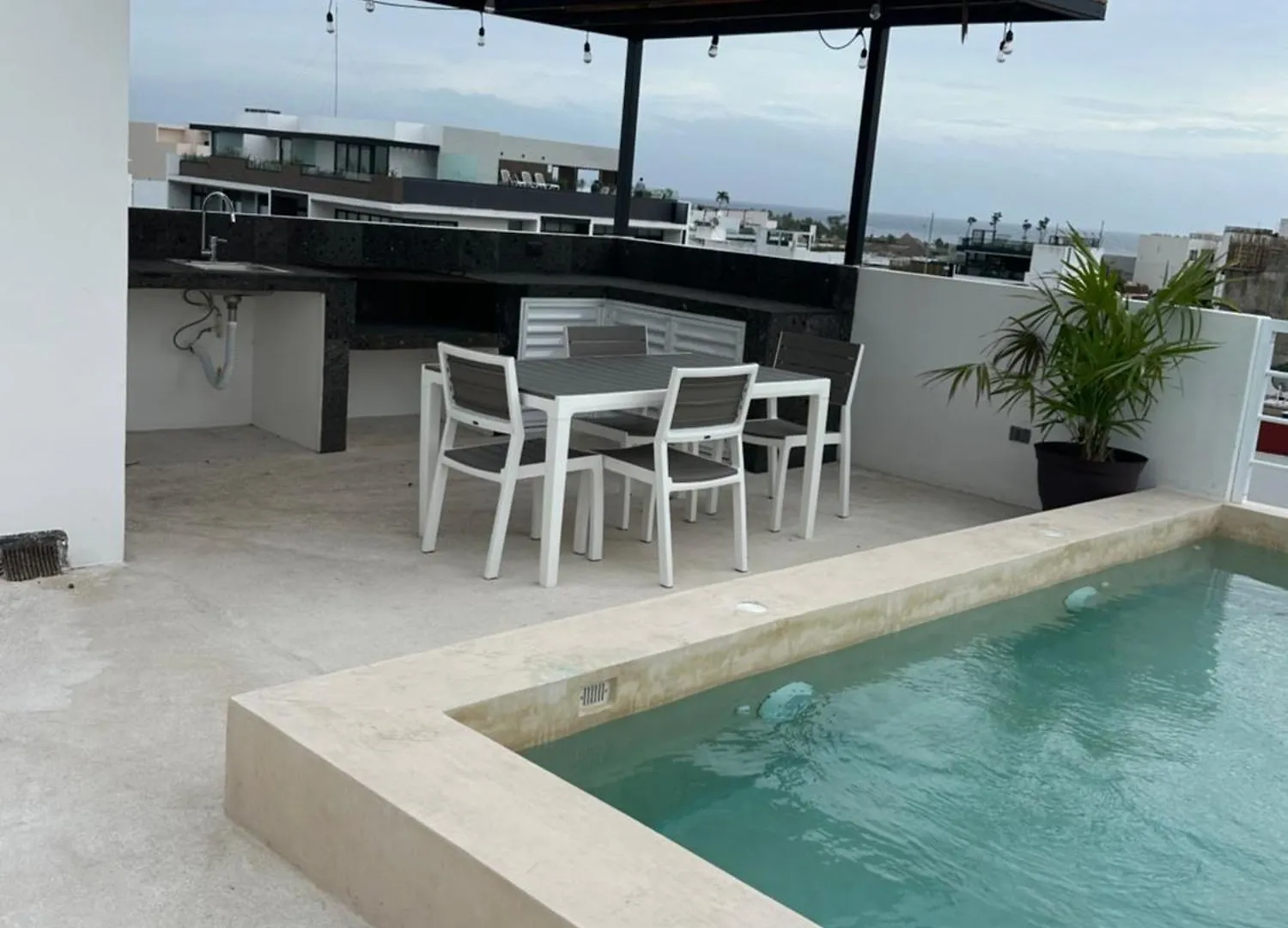 Central 40, Playa Del Carmen 0*,  Mexico